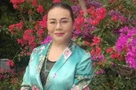 豫剧人 喜剧人 边玉洁 边姐讲段子 卖毛笔 笑死我 你看边姐是咋卖