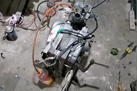 85嘉陵本田70摩托车发动机状态还不错视频封面