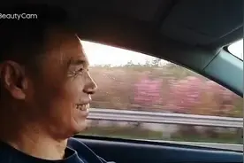 75岁老爷爷自驾游在高速上一天开了780公里累了晚上要喝点小酒视频封面