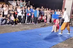 人头搬家魔术视频封面