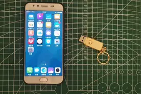 原来手机上视频可以直接传到U盘上了，简单实用，涨知识了视频封面