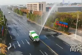 担任国庆阅兵任务的比亚迪“垃圾车”到底有多厉害？功能还挺多视频封面