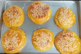 做法简单，好吃酥脆的烤箱版南瓜饼，小孩子都会做了，你会了吗？