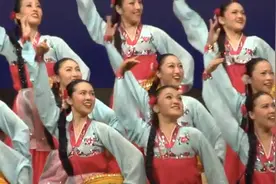 纯净又很美！朝鲜舞蹈《苹果丰收》，洋溢着丰收喜悦，民族风情浓视频封面