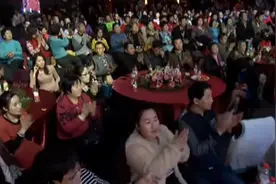 老婆其实才是最累的，要带孩子，伺候老人，洗衣煮饭做家务等