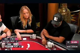 德州扑克：美女牌手表演差牌27不同色！！，