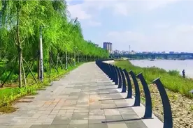 正在修建中的锦州西湖公园，不久的将来，这里也会和东湖一样热闹视频封面