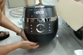 客户3千多买的韩国福库电饭锅立体加热的，调成汉语播报发走视频封面