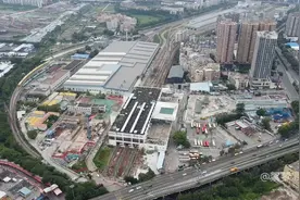 航拍改造中的西塱站地面站厅——未来的4地铁交汇综合交通枢纽视频封面