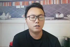 很多人问现在入手直播带货好还是自媒体好，进来告诉你，详细解读视频封面