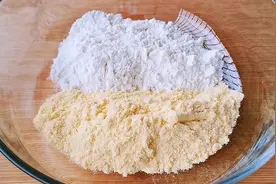 一半玉米面一半面粉，教你新做法，营养美味，出锅太香了，真解馋视频封面