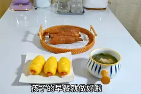 一转眼06年的娃进入高三了，每天5点在厨房忙碌给孩子做爱心早餐视频封面