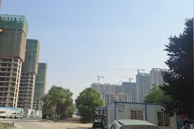 不到一年商丘市睢阳区宋城办事处杨大庄棚户区拆迁后高楼拔地而起视频封面