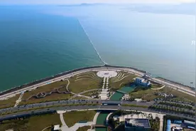 汕头东海岸至北山湾过海新通道将建在这里，你支持哪个设计方案？视频封面