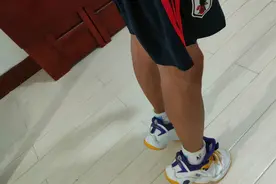 日本青少年腓肠肌力量训练  0.5倍演示提踵肌肉发力过程