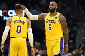 交易？买断或裁掉！前途未卜！他成最惨4700万先生……