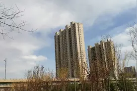 今天去太原松庄高速路口收费站了解防疫情况，这些车辆一定不要来视频封面