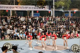这么火辣的啦啦队妹子，除了NBA也只有东莞野球场能看到了视频封面