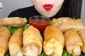 小姐姐吃九转大肠香脆肥肠咀嚼声解压助眠