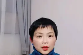 16岁姐姐见到刚出生的弟弟，评论区留言让人热泪盈眶，热血沸腾视频封面