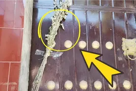 端午节过后，把门上的艾草收回来，还好知道的及时，快学学