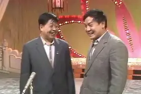马季相声《装小嘴》，大嘴变成小嘴，逗的大家乐翻天！视频封面