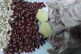 广东人最怕湿气重，薏米赤小豆猪骨汤的正确做法，让你变瘦变美视频封面
