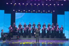 常德民谣《马马嘟嘟骑》徐泽鹏作词，罗继南作曲，陈国权编合唱版视频封面