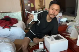 无人机被困新疆3个月，今天终于收到货了，小玩具8000元值不值？视频封面