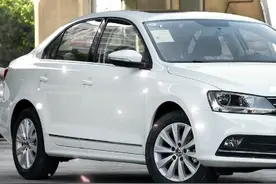 速腾原厂16寸轮毂，芬兰诺记205 60 16雪地胎视频封面