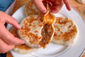 外面3元一个的肉火烧，自己在家就能做，这样做又香又软太好吃了