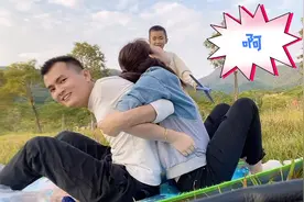 直男老公又想好好表现了，背着媳妇按摩，媳妇疼到哇哇叫视频封面