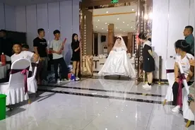今天你们结婚了，祝你们今后甜甜蜜蜜幸福一生🌷视频封面