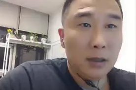 老外街头挑战亲100个中国女生视频封面