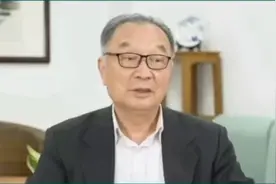 温铁军：谈减免农业税背后不为人知的故事视频封面