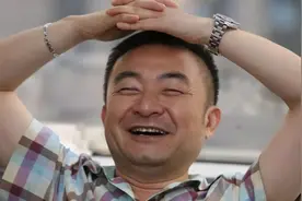 百亿私募炒股王的傲慢：亏了活该！我怎么会给一个穷人道歉？视频封面