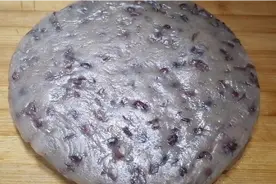 这才是红豆年糕正确的做法，香甜软糯口感Q弹，做法简单又省事。