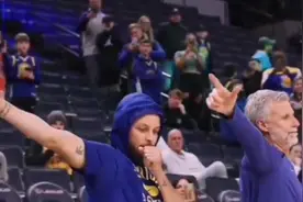这就是篮球！小球迷见不到库里伤心落泪，勇士暖心送门票