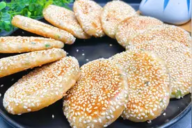 早餐店很火的油酥烧饼别去买了，教你在家做，酥脆掉渣柔软多层香视频封面