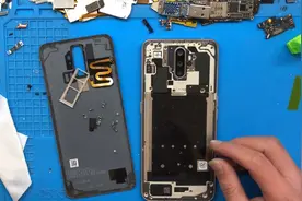 oppo手机插充电器后盖烫手？充不进电，看看是怎样维修的。视频封面