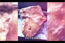 每天小酌和偶尔大醉，哪种更伤肝？视频封面