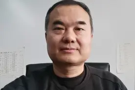 丁彦雨航最新回应巩晓彬，一墙之隔犹如远隔星辰大海视频封面