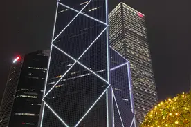 香港疫情如此，而我竟然还照常上班 /确诊案例就在身边！视频封面