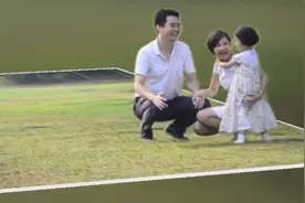 用剪映的抖音玩法功能，一键制作唯美立体相册，操作简单一看就会