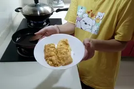 鸡蛋简单煎一下，瞬变好吃好看有营养的蛋卷，想吃就来跟我一起做视频封面