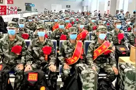 视频丨德州800余名秋季入伍新兵奔赴军营图片