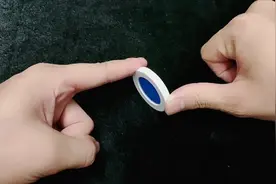 打赌百分百必胜小技巧，硬币想转哪一面，完全由自己来决定！