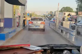 燕郊可以进京通勤了 检查站只刷身份证视频封面