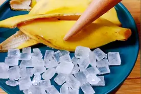 香蕉皮是个宝，和冰糖一起煮一煮，原来作用这么厉害，很多人不懂视频封面
