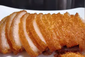 厨师长教你脆皮五花肉的家常做法，步骤详细，外酥里嫩下酒又下饭视频封面